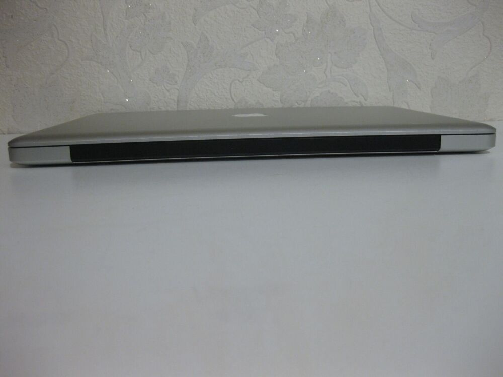 Купить Ноутбук Apple MacBook Pro A1297 / 17