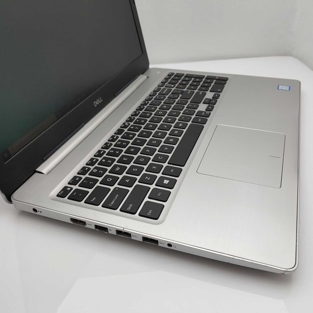 Купить ноутбук Dell Inspiron 5570 15.6