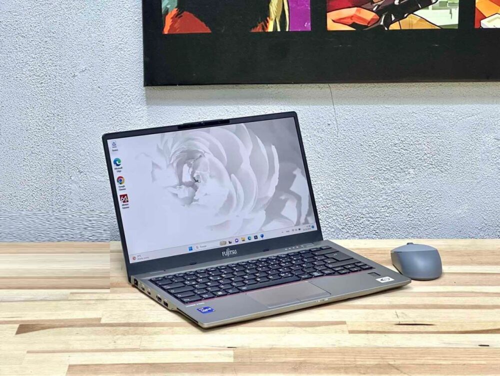 Купить ультрабук Fujitsu LifeBook U7411 / 14