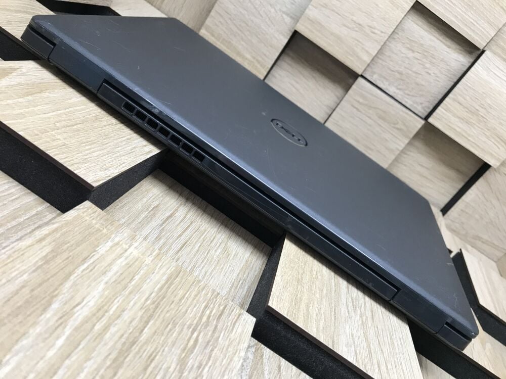 Купити Ноутбук Б-клас Dell Latitude 3520 / 15.6