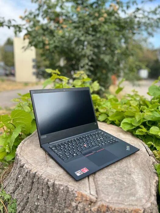 Купить ноутбук Lenovo ThinkPad E495 / 14