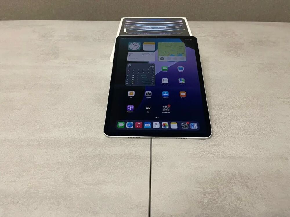 Купити планшет Apple iPad Pro A2759, MNXG3LLA (4th Gen 2022) / 11