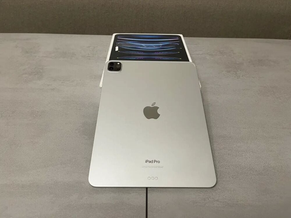 Купити планшет Apple iPad Pro A2759, MNXG3LLA (4th Gen 2022) / 11