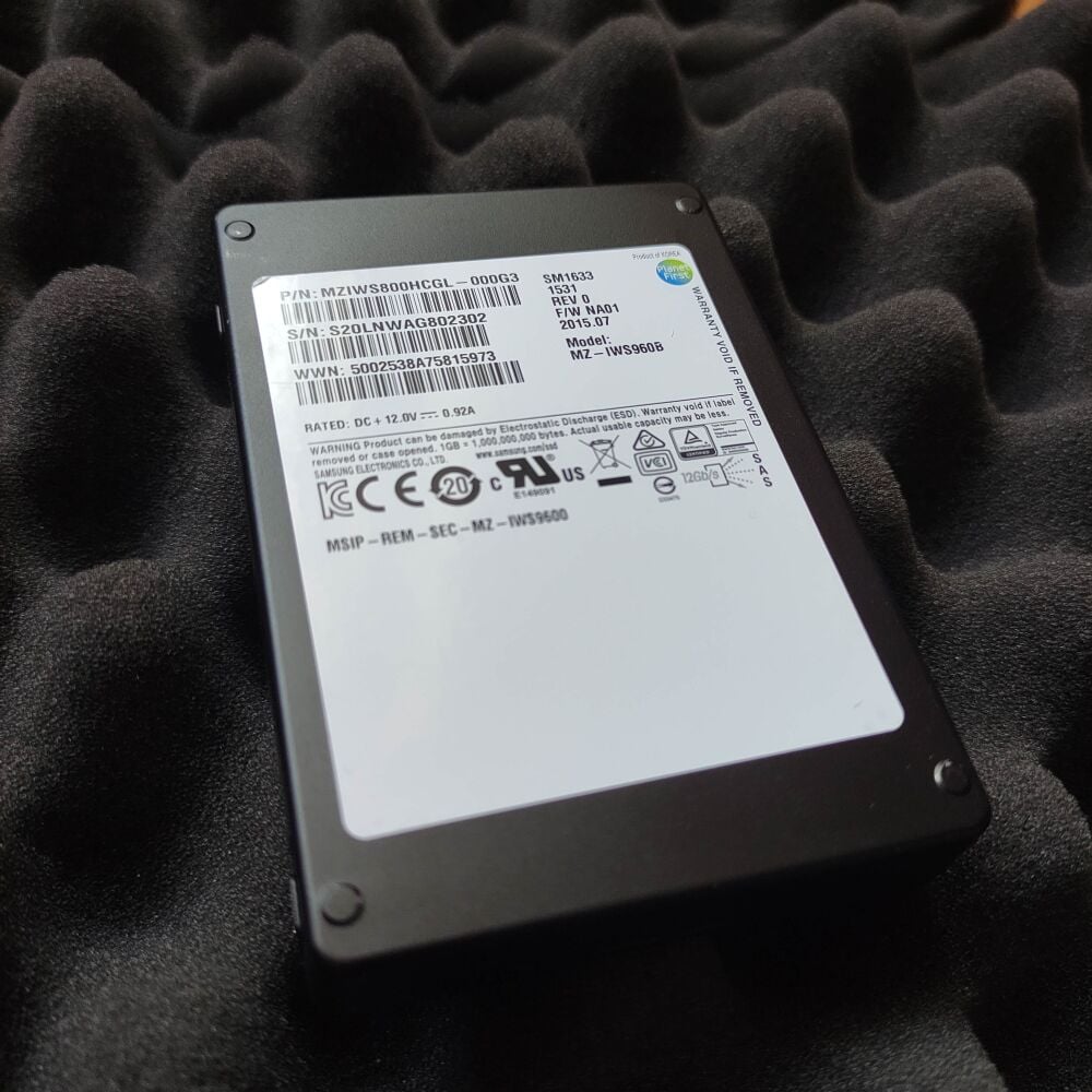 Купить твердотельный накопитель SSD Samsung SM1633 / 2.5