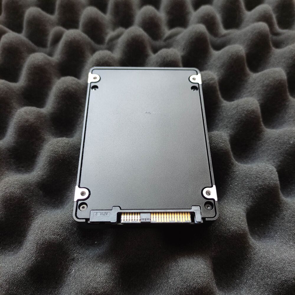 Купить твердотельный накопитель SSD Samsung SM1633 / 2.5