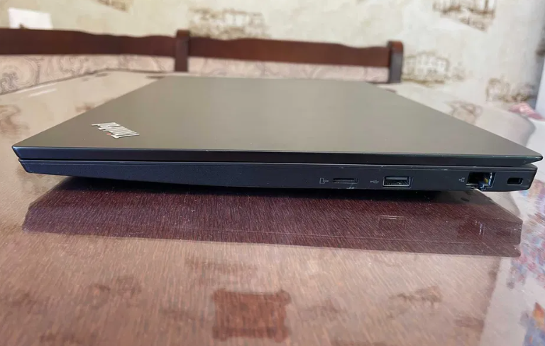 Купити ультрабук Lenovo Thinkpad E585 15.6