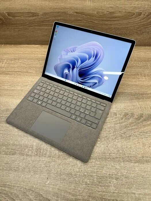 Surface Laptop5 i7-1265U 16GB 512GB① Amazon.com: Microsoft Surface Laptop 5 13.5