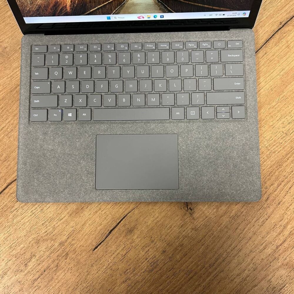 Купить ультрабук Б-класс Microsoft Surface Laptop 1 / 13.5