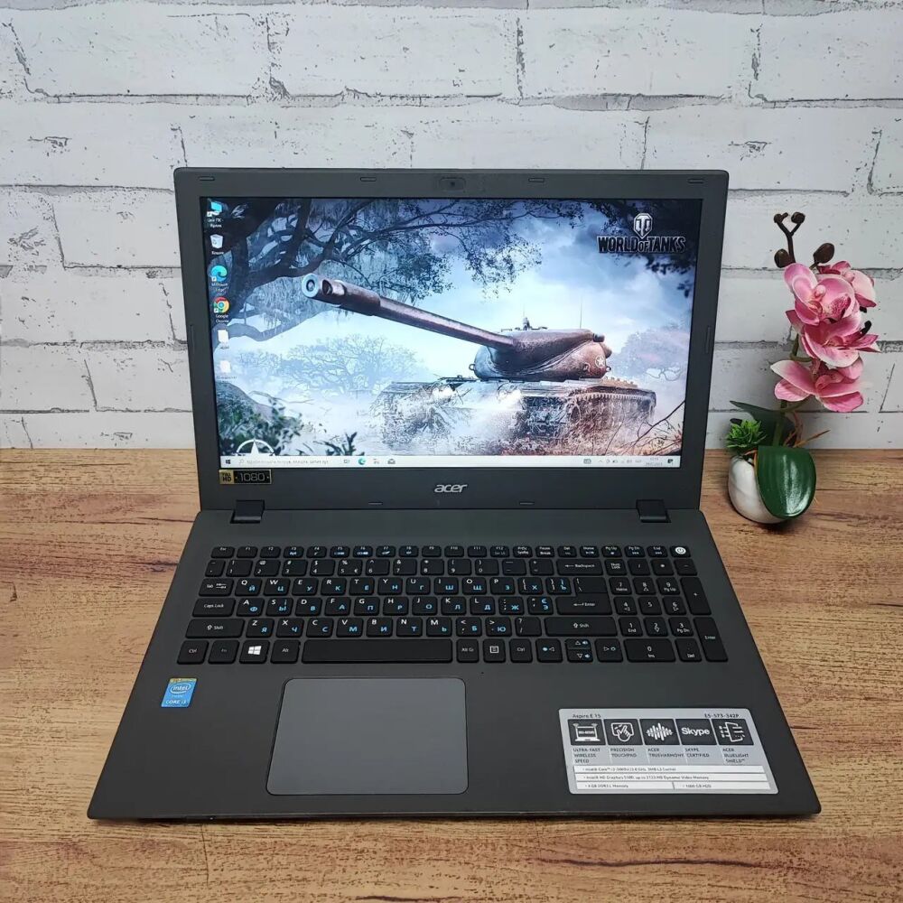 ACER ノートパソコン Aspire E5-573T/中古特価良品 Купить ноутбук Acer Aspire E5-573 / 15.6