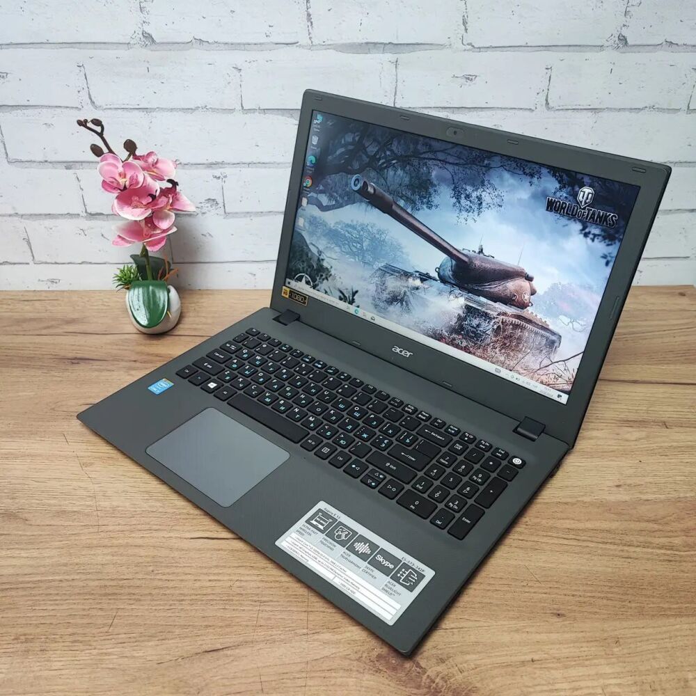 Купить ноутбук Acer Aspire E5-573 / 15.6