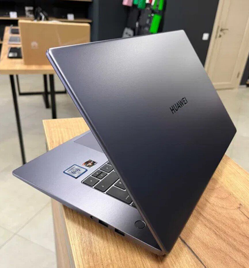 Купить ноутбук Huawei MateBook D 15 / 15.6