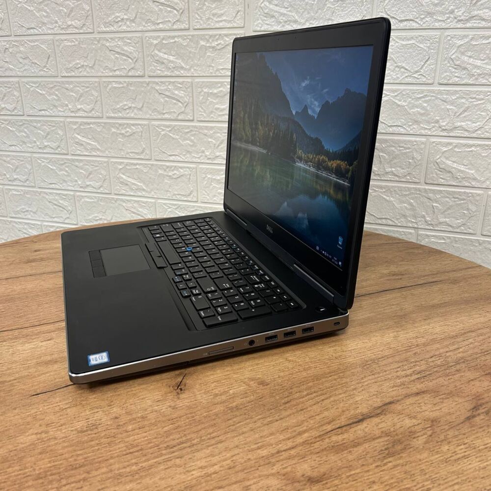 Купить мобильную рабочую станцию Б-класс Dell Precision 7720