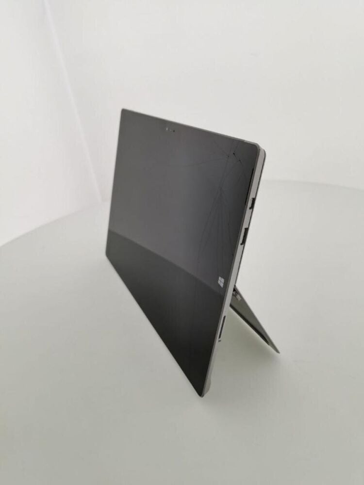 Купить ноутбук-трансформер Б-класс Microsoft Surface Pro 3 / 12.2