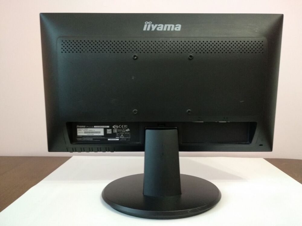 Купить Монитор Б-класс Iiyama ProLite E2083HSD / 19.5