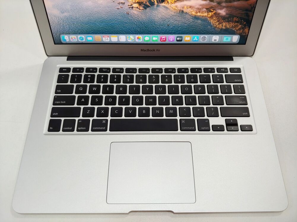 Купить ультрабук Apple MacBook Air 13 (2013) A1466 13.3