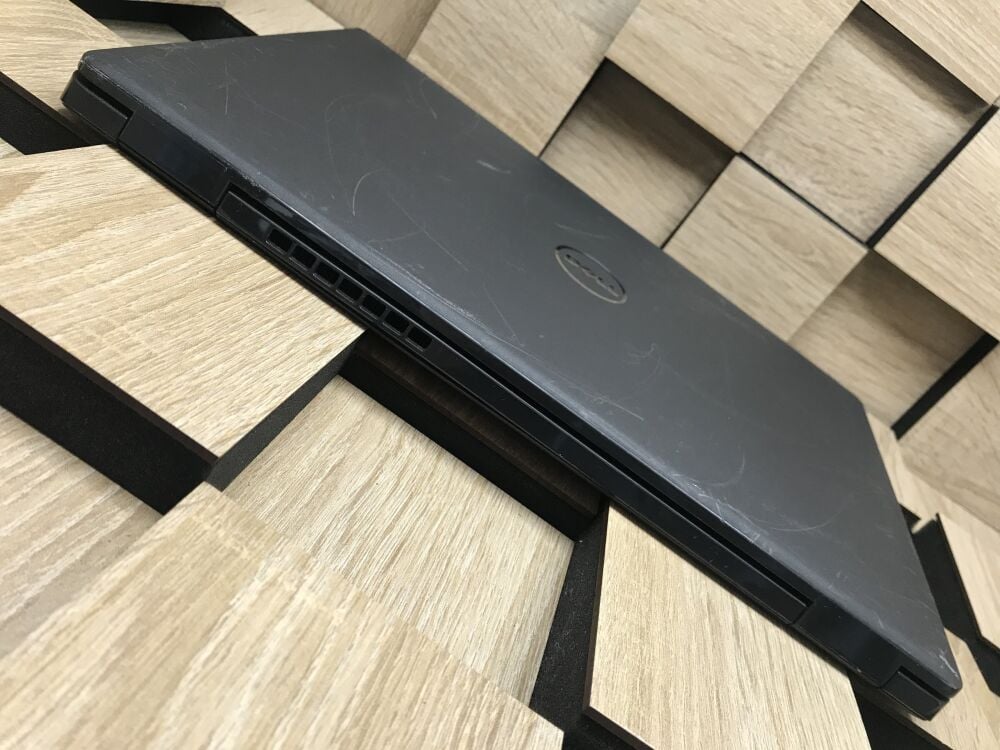 Купить Ноутбук Б-класс Dell Latitude 3520 / 15.6