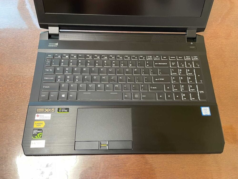 Купить игровой ноутбук Clevo P650HS / 15.6
