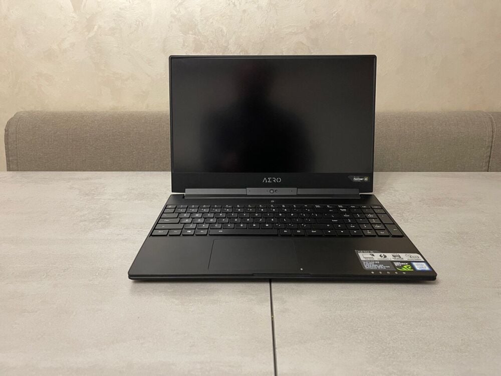 Купити ігровий ноутбук Gigabyte Aero 15XV8 / 15.6