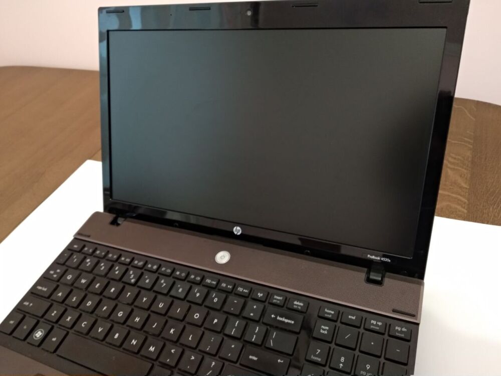 高速起動 HP ProBook 4520s ノートPC 新品SSD 240GB Celeron P4600 