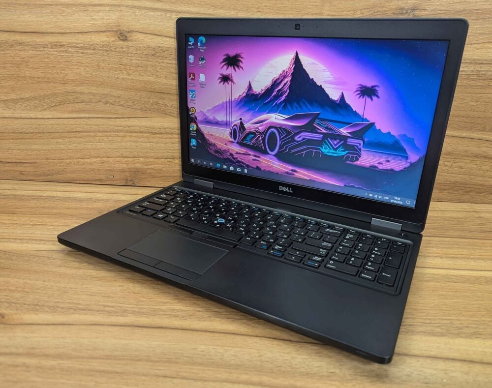 Купити ноутбук Dell Latitude 5580 / 15.6