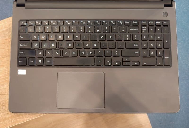 Dell Inspiron 5555 / 15.6