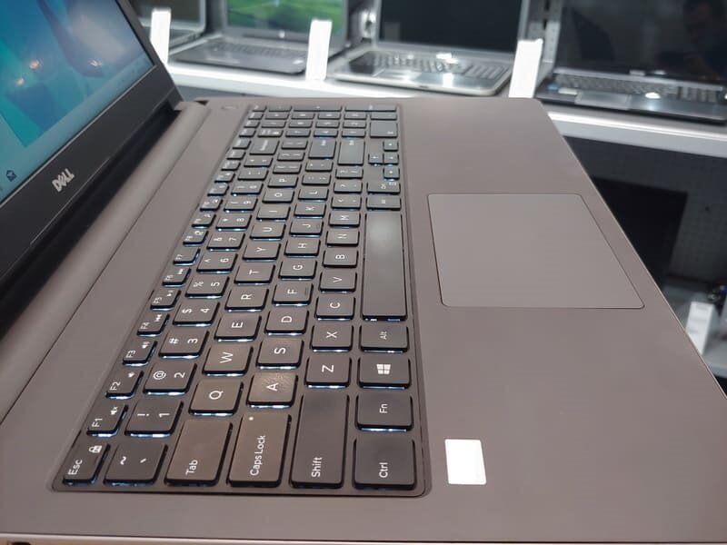 Dell Inspiron 5555 / 15.6