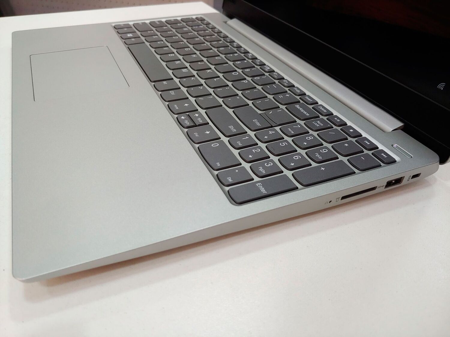 Recensione Del Computer Portatile Lenovo IdeaPad 330s-15ARR: Un Potente Computer Ryzen 5 2500u Ma Con Una Autonomia Deludente.427362.0