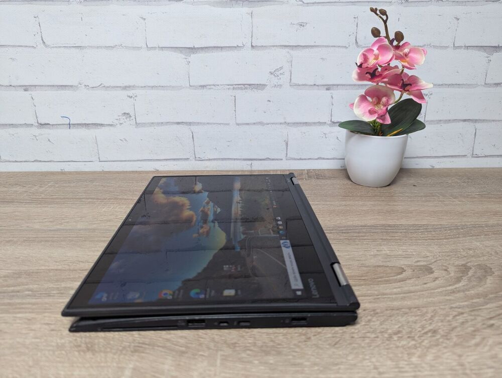 Купить ноутбук-трансформер Б-класс Lenovo Yoga 370 / 13.3