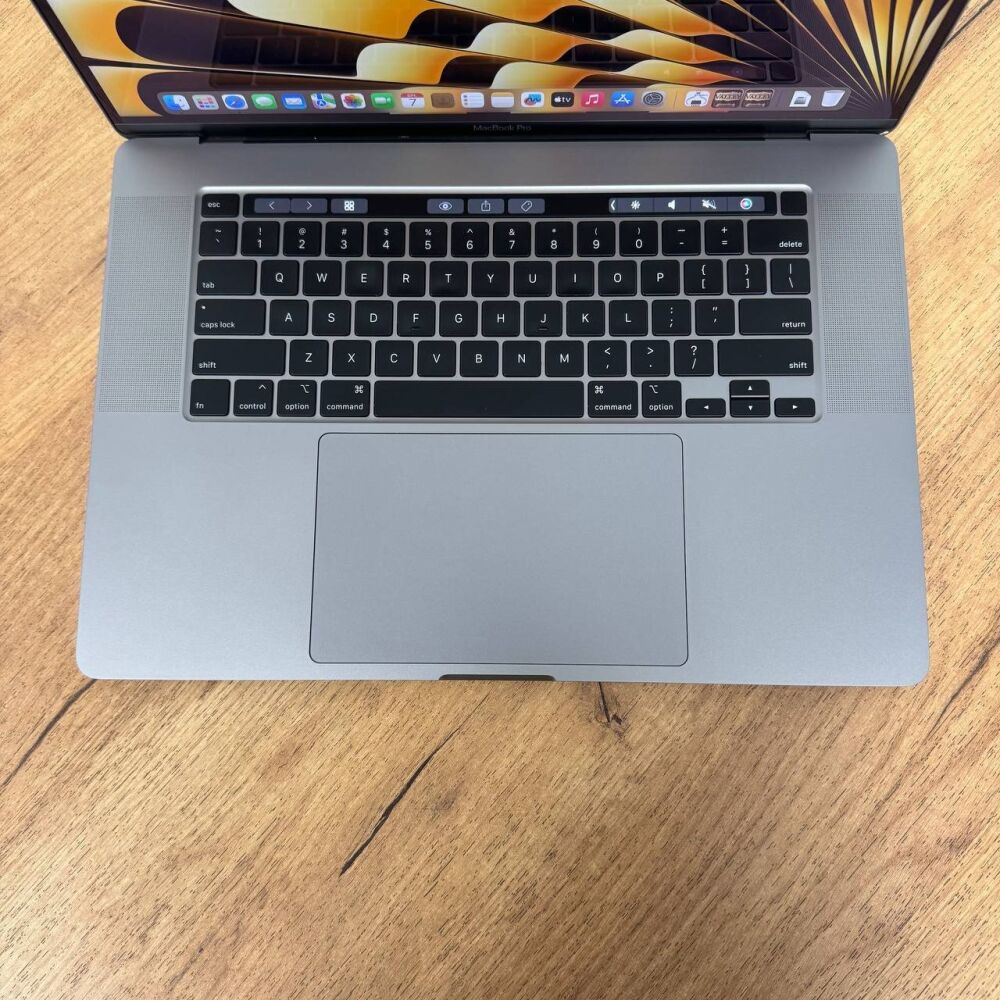 超上位モデル Apple MacBook Pro 16(2019, A2141) Apple MACBOOK PRO(16インチ、2019) ノートパソコン A2141 Mac