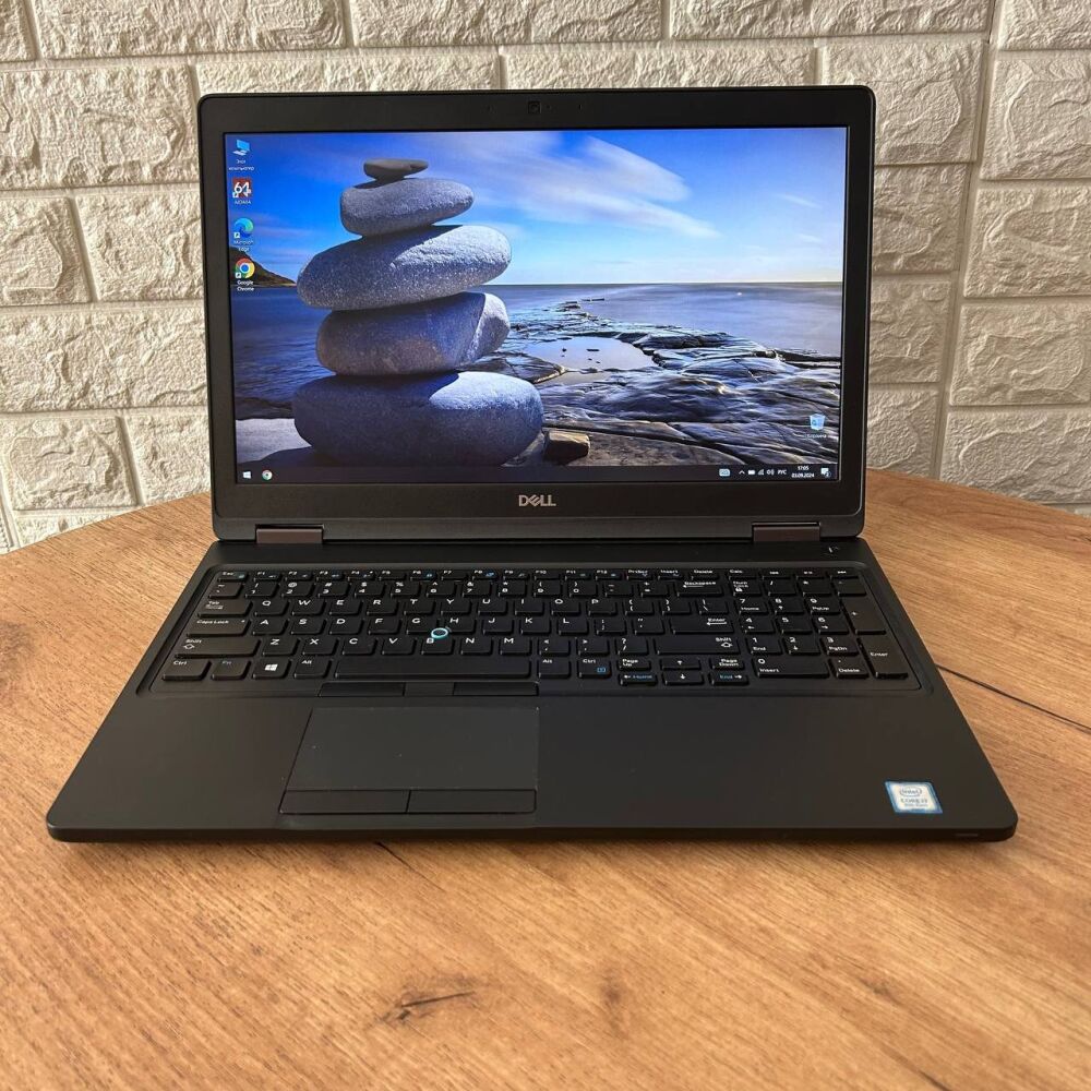 Купить ноутбук Dell Latitude 5590 / 15.6