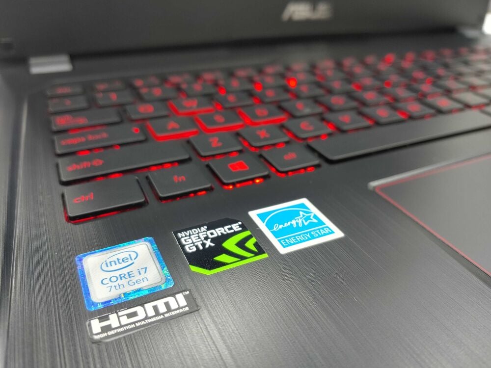 Купить игровой ноутбук Asus FX502V / 15.6