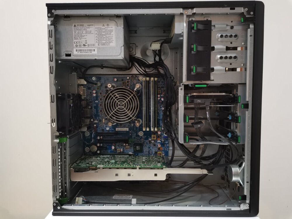 Купить рабочую станцию HP Z210 Tower на базе Intel Xeon E3-1230 и