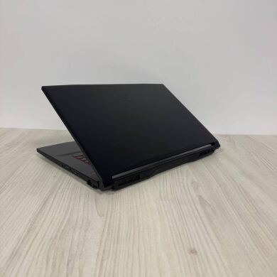 Ігровий ноутбук MSI Katana GF76 12UE / 17.3" (1920x1080) IPS / Intel Core i7-12700H (14 (20) ядер по 2.3 - 4.7 GHz) / 16 GB DDR4 / 512 GB SSD NVMe / nVidia GeForce RTX 3060, 6 GB GDDR6, 192-bit / WebCam