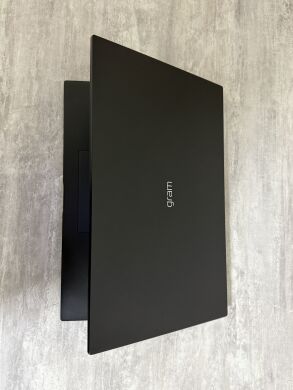 Ультрабук Б-клас LG Gram 17Z95P / 17" (2560x1600) IPS / Intel Core i7-1195G7 (4 (8) ядра по 2.9 - 5.0 GHz) / 16 GB DDR4 / 1000 GB SSD / Intel Iris Xe Graphics / WebCam / Win 11 Home