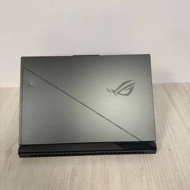 Ігровий ноутбук Б-клас Asus ROG Strix G18 G814JZ / 18" (2560x1600) IPS / Intel Core i9-13980HX (24 (32) ядра по 2.2 - 5.5 GHz) / 32 GB DDR5 / 512 GB SSD NVMe / nVidia GeForce RTX 4080, 12 GB GDDR6, 192-bit / WebCam Ігровий ноутбук Б-клас Asus ROG Strix G18 G814JZ / 18" (2560x1600) IPS / Intel Core i9-13980HX (24 (32) ядра по 2.2 - 5.5 GHz) / 32 GB DDR5 / 512 GB SSD NVMe / nVidia GeForce RTX 4080, 12 GB GDDR6, 192-bit / WebCam