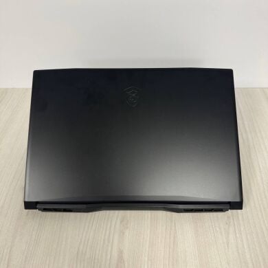 Ігровий ноутбук MSI Katana GF76 12UE / 17.3" (1920x1080) IPS / Intel Core i7-12700H (14 (20) ядер по 2.3 - 4.7 GHz) / 16 GB DDR4 / 512 GB SSD NVMe / nVidia GeForce RTX 3060, 6 GB GDDR6, 192-bit / WebCam