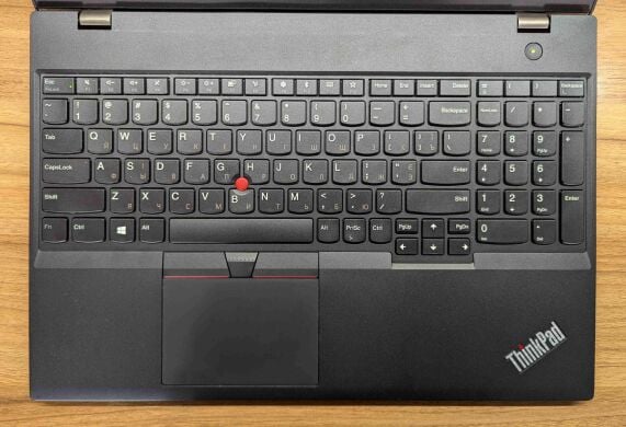 Мобільна робоча станція Lenovo ThinkPad P51s / 15.6" (1920x1080) IPS / Intel Core i7-7600U (2 (4) ядра по 2.8 - 3.9 GHz) / 16 GB DDR4 / 480 GB SSD / nVidia Quadro M520, 2 GB GDDR5, 64-bit / WebCam / Windows 10