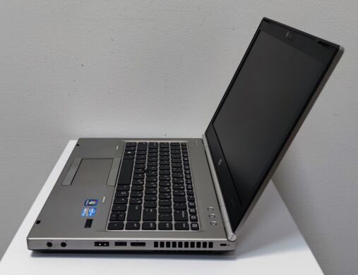 Ноутбук HP EliteBook 8470p / 14" (1366x768) TN / Intel Core i7-3520M (2 (4) ядра по 2.9 - 3.6 GHz) / 8 GB DDR3 / 240 GB SSD / Intel HD Graphics 4000 / WebCam