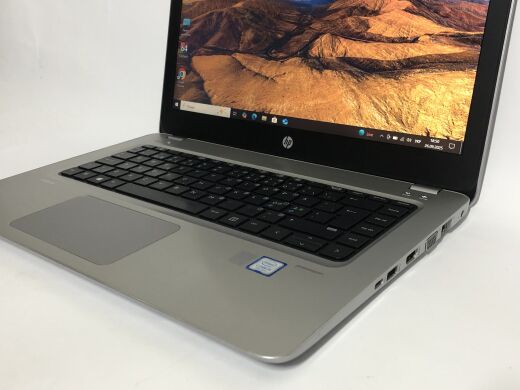 Ультрабук Б-клас HP ProBook 440 G4 / 14" (1920x1080) TN / Intel Core i5-7200U (2 (4) ядра по 2.5 - 3.1 GHz) / 8 GB DDR4 / 256 GB SSD / nVidia GeForce 930MX, 2 GB DDR3, 64-bit / WebCam / Win 10 Pro Ультрабук Б-клас HP ProBook 440 G4 / 14" (1920x1080) TN / Intel Core i5-7200U (2 (4) ядра по 2.5 - 3.1 GHz) / 8 GB DDR4 / 256 GB SSD / nVidia GeForce 930MX, 2 GB DDR3, 64-bit / WebCam / Win 10 Pro