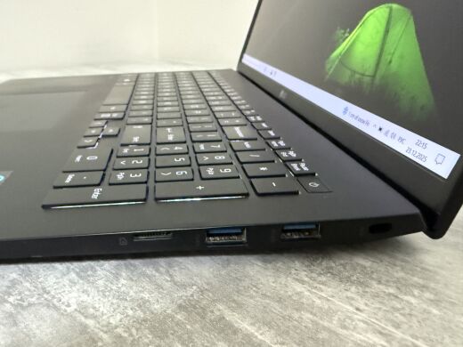 Ультрабук Б-клас LG Gram 17Z95P / 17" (2560x1600) IPS / Intel Core i7-1195G7 (4 (8) ядра по 2.9 - 5.0 GHz) / 16 GB DDR4 / 1000 GB SSD / Intel Iris Xe Graphics / WebCam / Win 11 Home