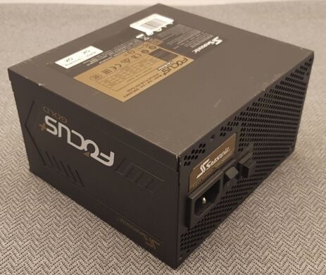 Блок живлення Seasonic Focus Plus Gold 650W (SSR-650FX) / 650W / 24+4(4)+4(8) pin