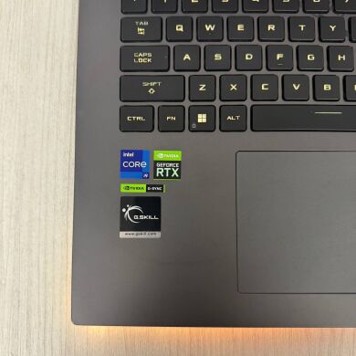 Ігровий ноутбук Б-клас Asus ROG Strix G18 G814JZ / 18" (2560x1600) IPS / Intel Core i9-13980HX (24 (32) ядра по 2.2 - 5.5 GHz) / 32 GB DDR5 / 512 GB SSD NVMe / nVidia GeForce RTX 4080, 12 GB GDDR6, 192-bit / WebCam Ігровий ноутбук Б-клас Asus ROG Strix G18 G814JZ / 18" (2560x1600) IPS / Intel Core i9-13980HX (24 (32) ядра по 2.2 - 5.5 GHz) / 32 GB DDR5 / 512 GB SSD NVMe / nVidia GeForce RTX 4080, 12 GB GDDR6, 192-bit / WebCam