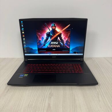 Ігровий ноутбук MSI Katana GF76 12UE / 17.3" (1920x1080) IPS / Intel Core i7-12700H (14 (20) ядер по 2.3 - 4.7 GHz) / 16 GB DDR4 / 512 GB SSD NVMe / nVidia GeForce RTX 3060, 6 GB GDDR6, 192-bit / WebCam
