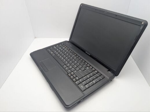 Ноутбук Lenovo G550 / 15.6" (1366x768) TN / Intel Pentium T4400 (2 ядра по 2.2 GHz) / 6 GB DDR3 / 250 GB HDD / Intel Graphics 4000 / WebCam / DVD-ROM / АКБ не держит
