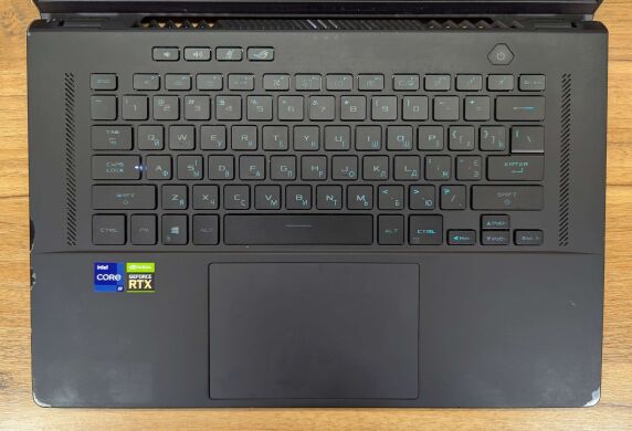 Ігровий ноутбук Б-клас Asus ROG Zephyrus M16 GU603ZW / 16" (1920x1200) IPS / Intel Core i9-12900H (14 (20) ядер по 3.8 - 5.0 GHz) / 16 GB DDR5 / 512 GB SSD / nVidia GeForce RTX 3070 Ti, 8 GB GDDR6X, 256-bit / WebCam / Windows 11