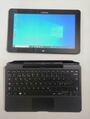 Ноутбук-трансформер Б-класс Samsung ATIV Smart PC Pro 700T / 11.6" (1920x1080) IPS Touch / Intel Core i5-3317U (2 (4) ядра по 1.7 - 2.6 GHz) / 4 GB DDR3 / 128 GB SSD / Intel HD Graphics 4000 / WebCam / Win 10 Pro