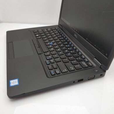 Игровой ультрабук Dell Latitude 5491 / 14" (1920x1080) IPS / Intel Core i5-8400H (4 (8) ядра по 2.5 - 4.2 GHz) / 8 GB DDR4 / 256 GB SSD / nVidia GeForce MX130, 2 GB GDDR5, 64-bit / WebCam / Win 10 Pro