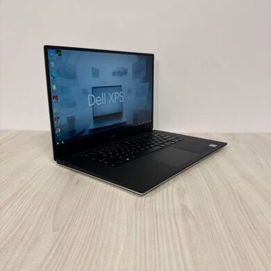 Ігровий ультрабук Б-клас Dell XPS 15 9570 / 15.6" (1920x1080) IPS / Intel Core i5-8300H (4 (8) ядра по 2.3 - 4.0 GHz) / 8 GB DDR4 / 256 GB SSD NVMe / nVidia GeForce GTX 1050, 4 GB GDDR5, 128-bit / WebCam
