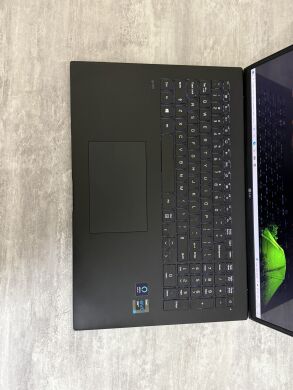 Ультрабук Б-клас LG Gram 17Z95P / 17" (2560x1600) IPS / Intel Core i7-1195G7 (4 (8) ядра по 2.9 - 5.0 GHz) / 16 GB DDR4 / 1000 GB SSD / Intel Iris Xe Graphics / WebCam / Win 11 Home