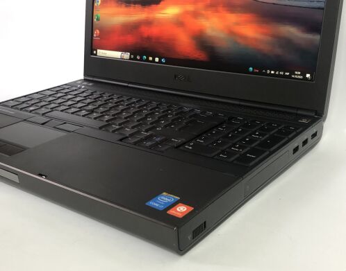 Мобільна робоча станція Б-клас Dell Precision M4800 / 15.6" (1920x1080) IPS / Intel Core i7-4810MQ (4 (8) ядра по 2.8 - 3.8 GHz) / 16 GB DDR3 / 256 GB SSD / nVidia Quadro K2100M, 2 GB GDDR5, 128-bit / WebCam / DVD-ROM